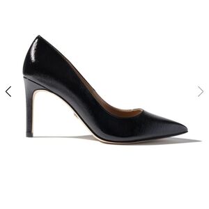 White House Black Market Pumps